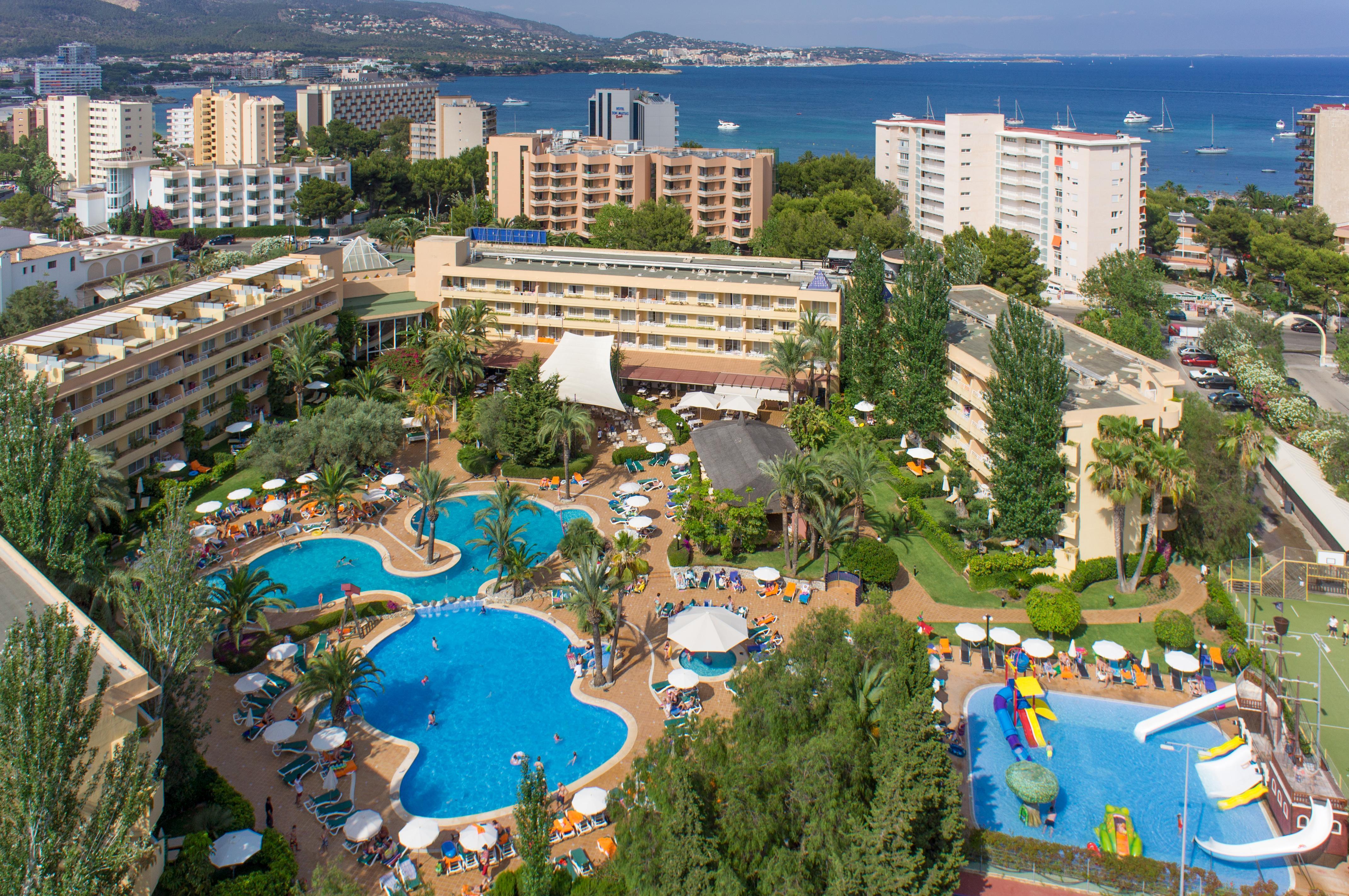 Zafiro Palmanova Aparthotel Екстериор снимка