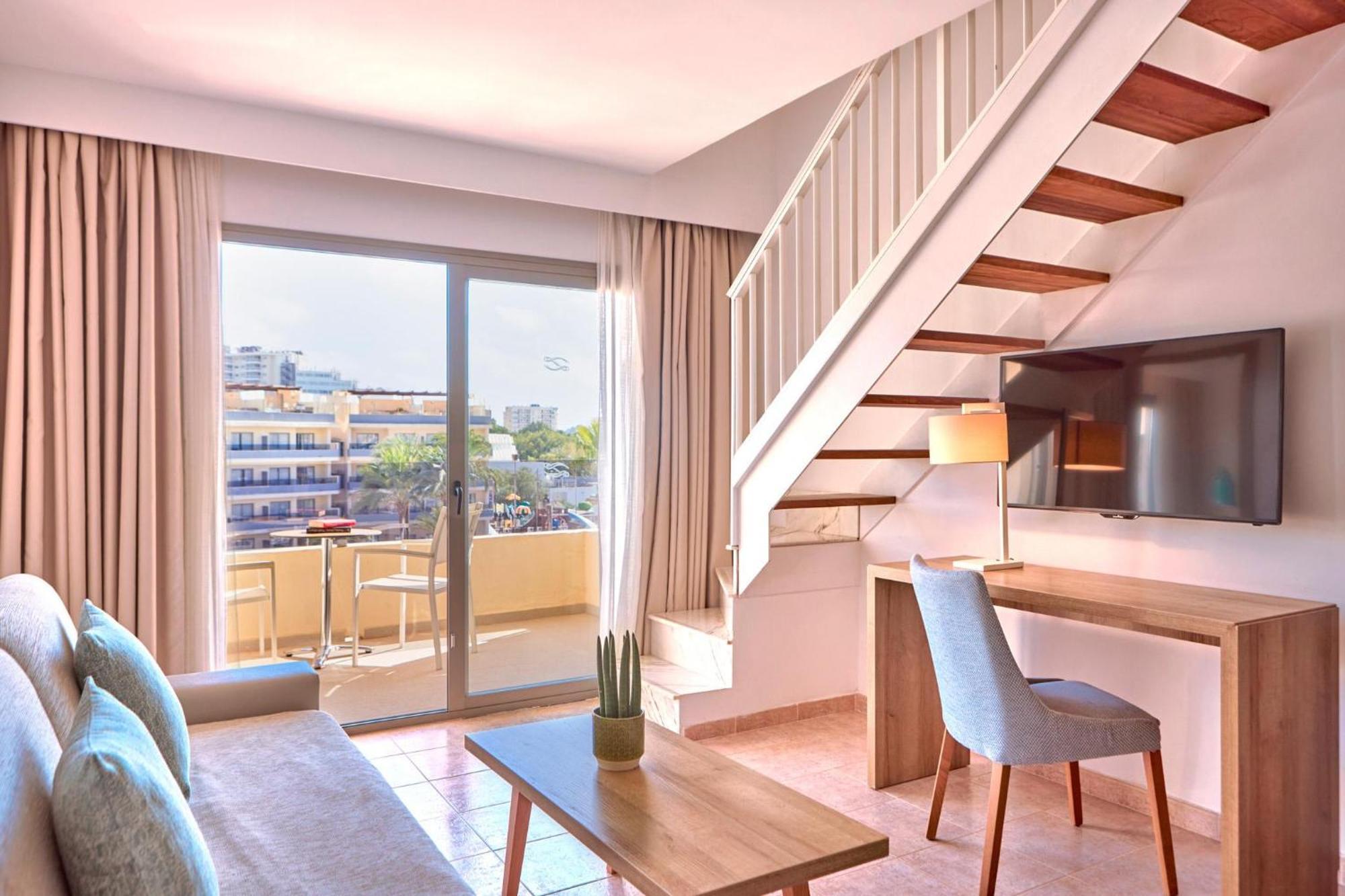 Zafiro Palmanova Aparthotel Екстериор снимка