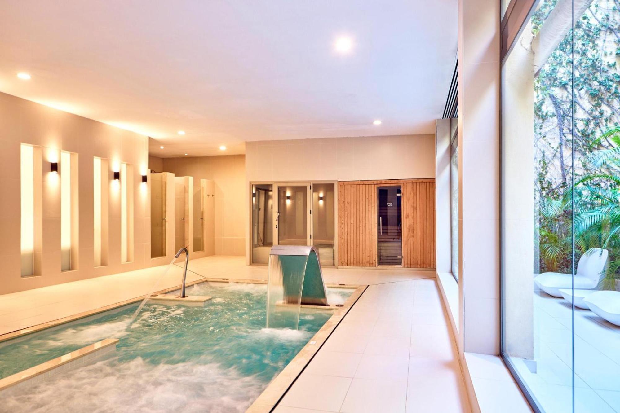 Zafiro Palmanova Aparthotel Екстериор снимка
