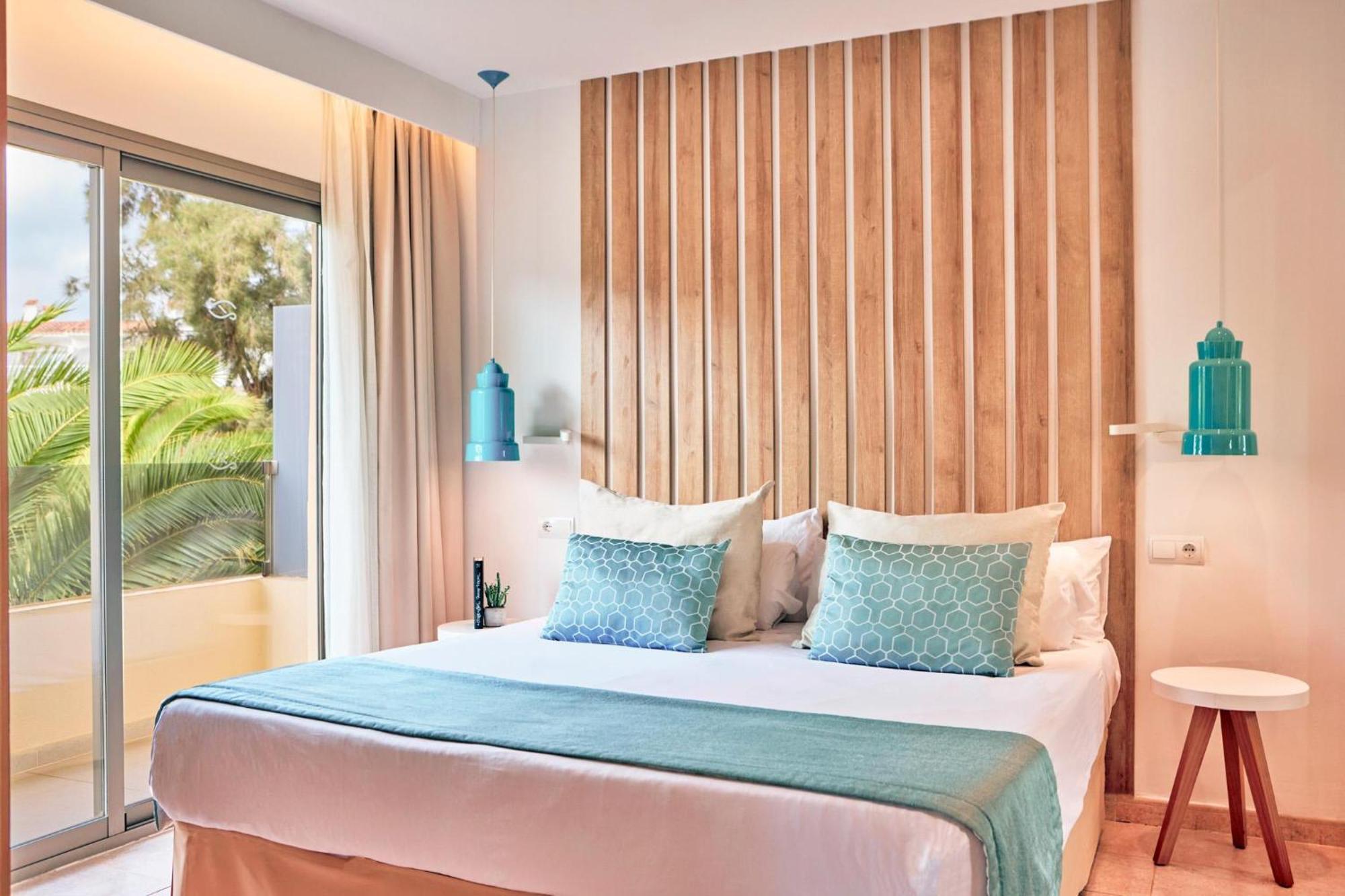 Zafiro Palmanova Aparthotel Екстериор снимка